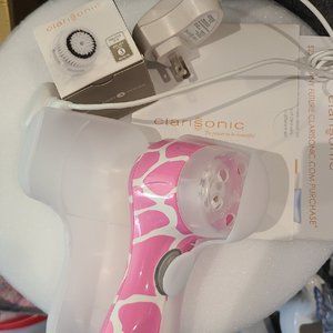 Clarisonic Mia 2 + Sensitive Skin Brush Head Pack (2 count)